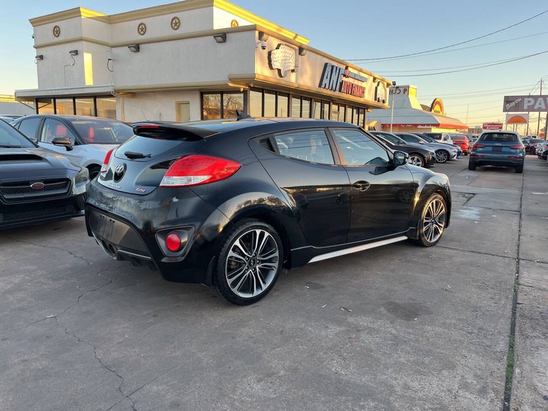 Hyundai Veloster Vehicle Image 05