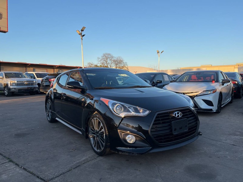 Hyundai Veloster Vehicle Image 06