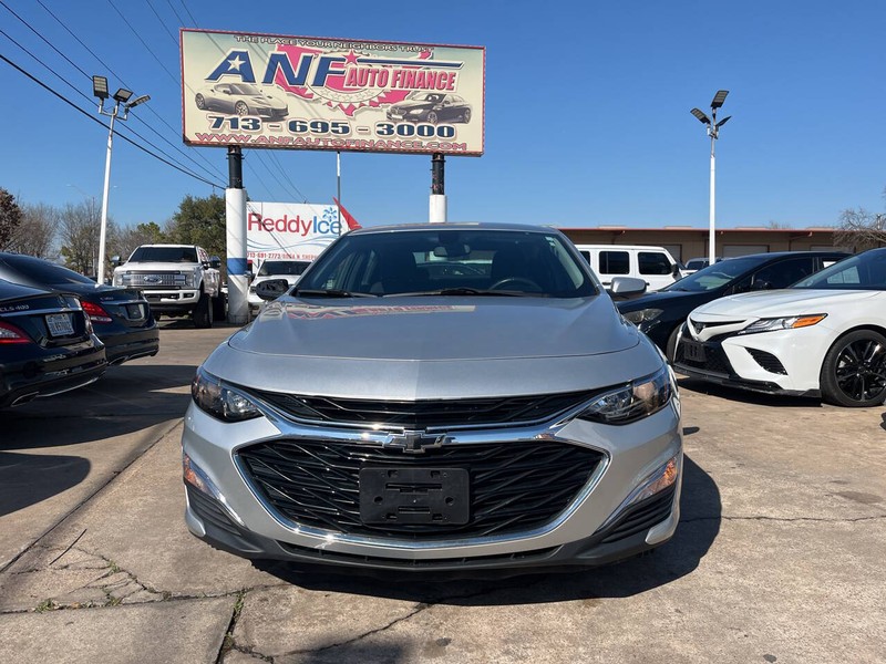 Chevrolet Malibu Vehicle Image 03