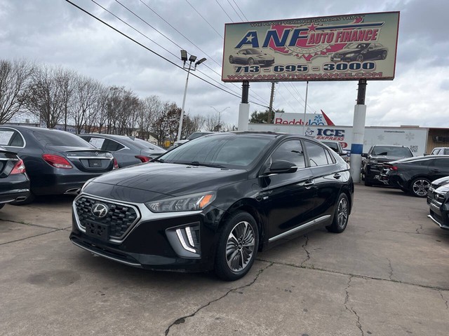 more details - hyundai ioniq plug-in hybrid