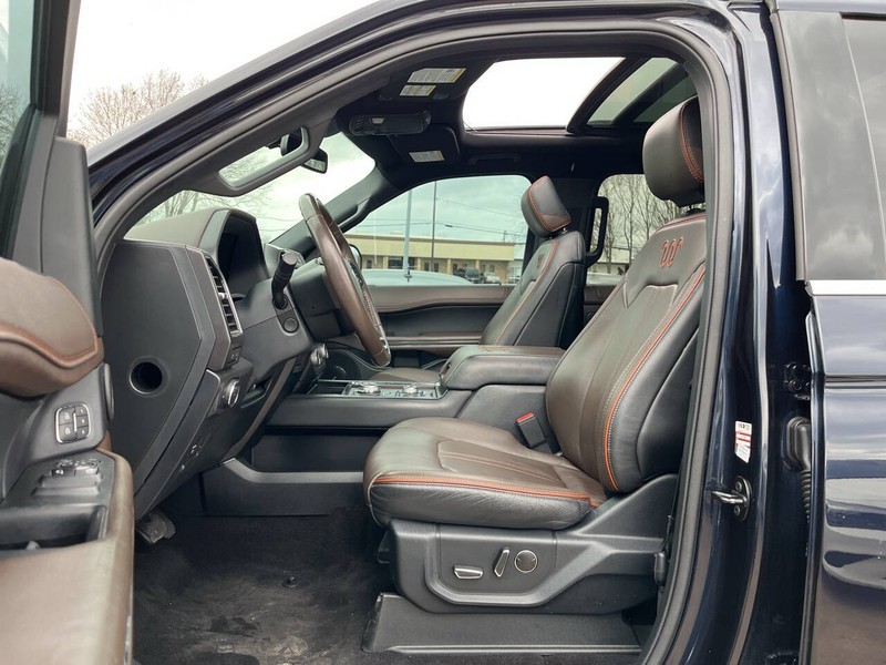 Ford Expedition Vehicle Image 07