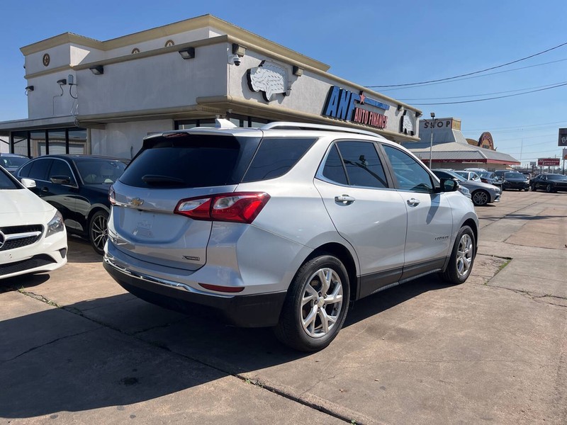 Chevrolet Equinox Vehicle Image 04