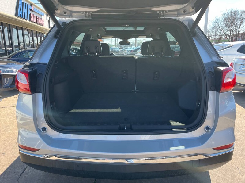 Chevrolet Equinox Vehicle Image 08