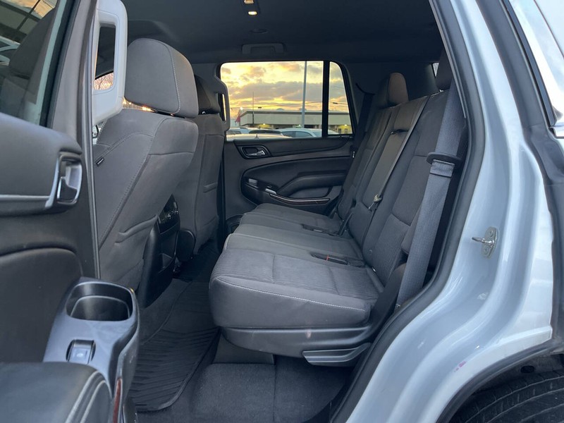 GMC Yukon Vehicle Image 07