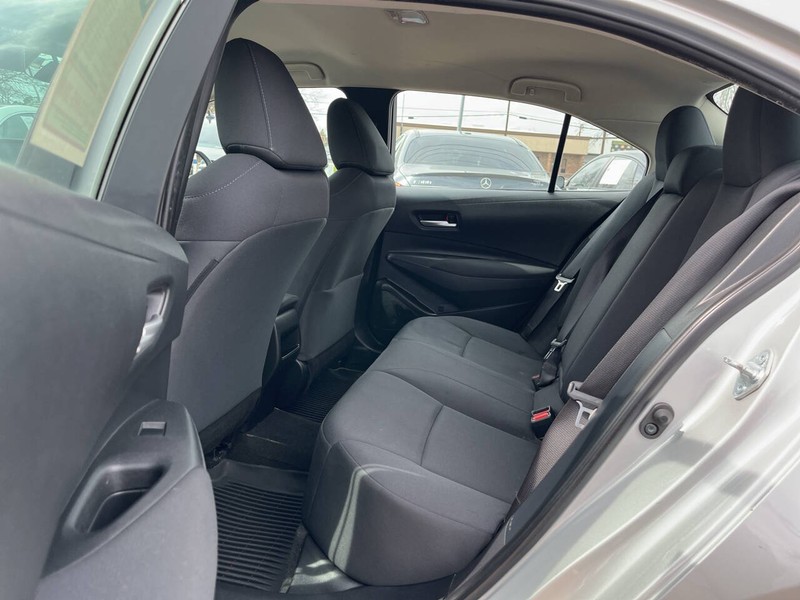 Toyota Corolla Vehicle Image 09