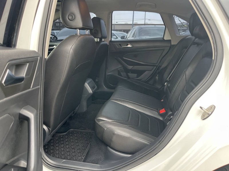 Volkswagen Jetta Vehicle Image 07