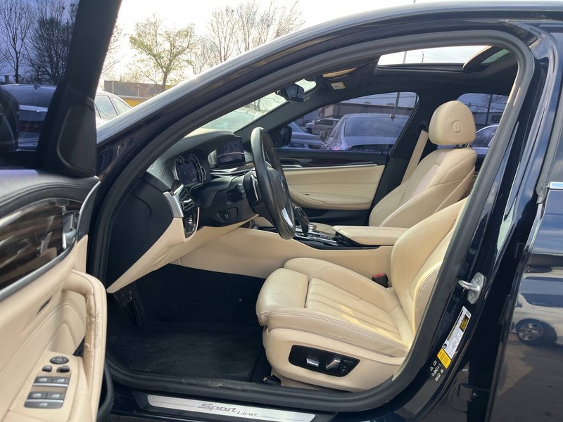 BMW 5 Series Vehicle Image 07