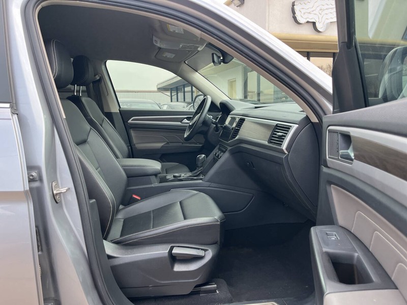 Volkswagen Atlas Vehicle Image 12