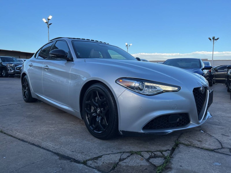 Alfa Romeo Giulia Vehicle Image 07