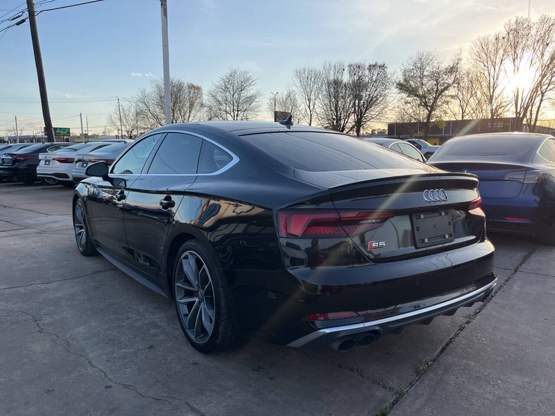 Audi S5 Sportback Vehicle Image 03