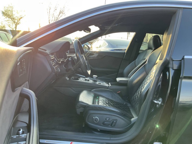 Audi S5 Sportback Vehicle Image 07