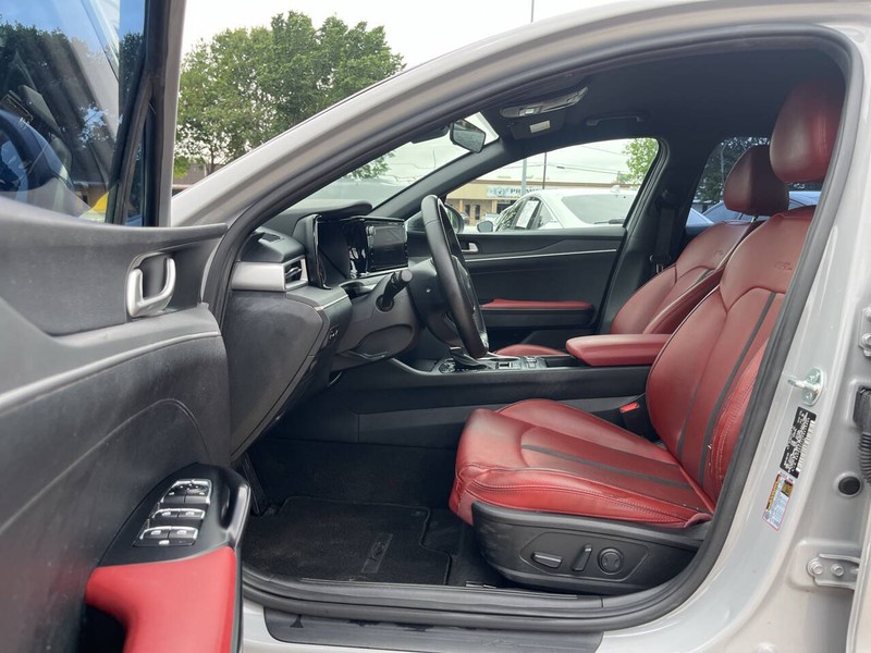 Kia K5 Vehicle Image 07
