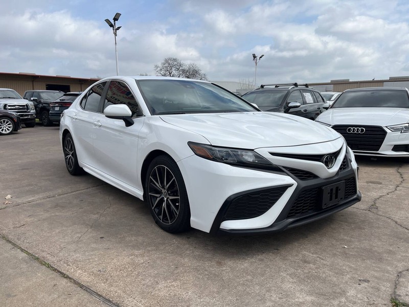 Toyota Camry Vehicle Image 06