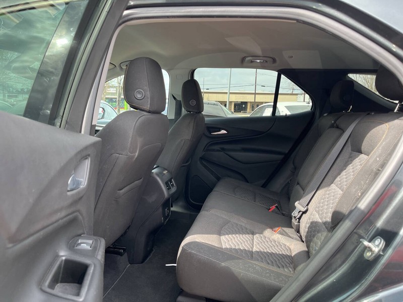 Chevrolet Equinox Vehicle Image 08