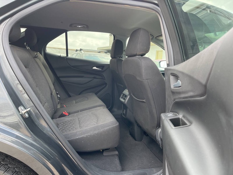 Chevrolet Equinox Vehicle Image 10