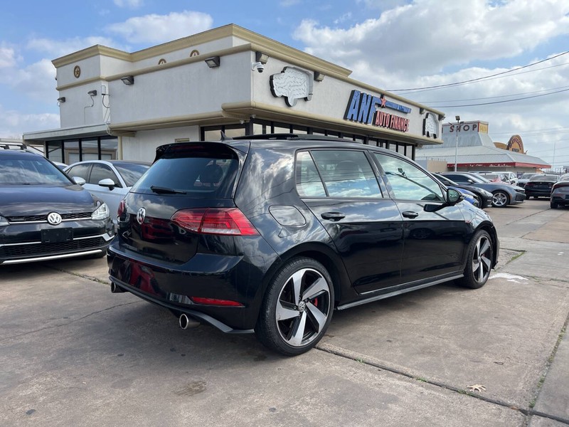 Volkswagen Golf GTI Vehicle Image 05
