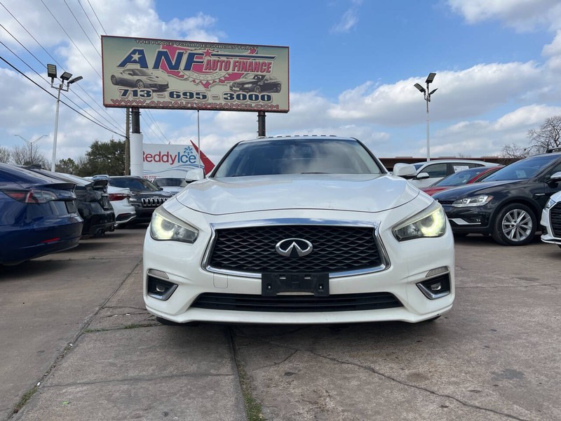 INFINITI Q50 Vehicle Image 02