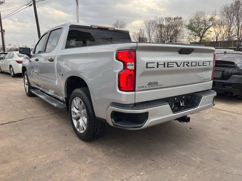 Chevrolet Silverado 1500 Vehicle Image 03