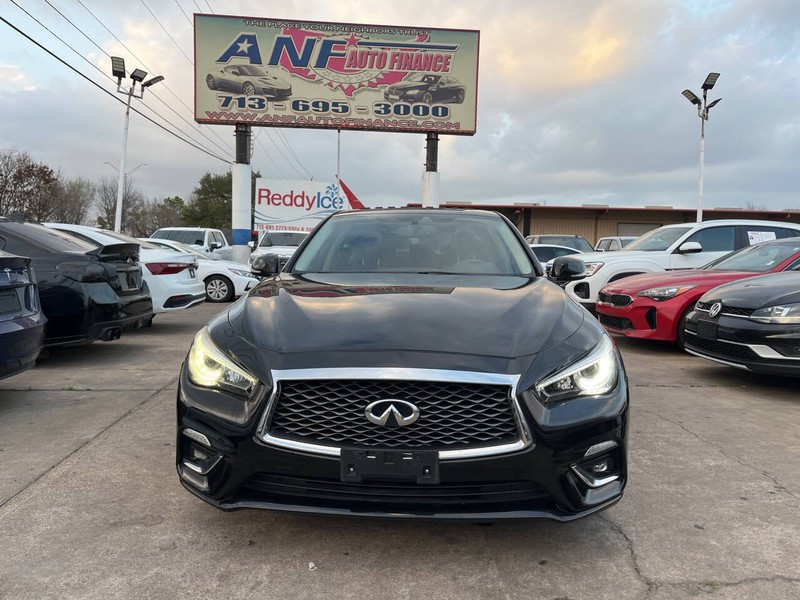 INFINITI Q50 Vehicle Image 02