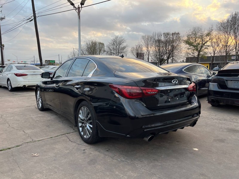 INFINITI Q50 Vehicle Image 04