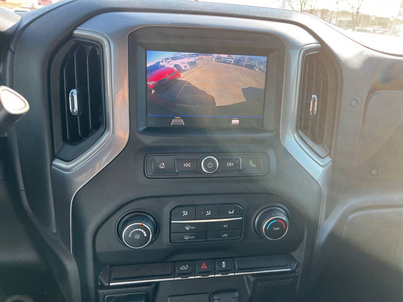 Chevrolet Silverado 1500 Vehicle Image 12