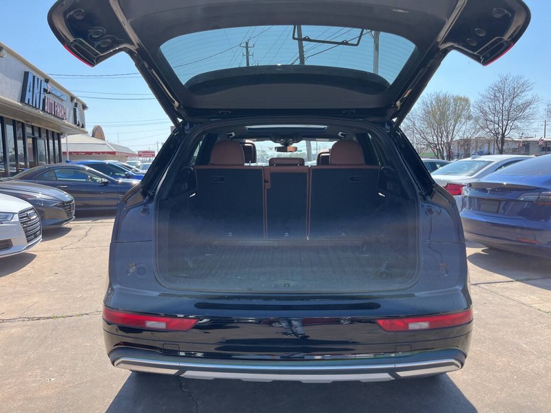 Audi Q5 Vehicle Image 09