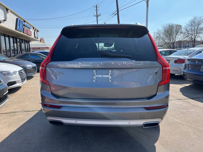 Volvo XC90 Vehicle Image 04