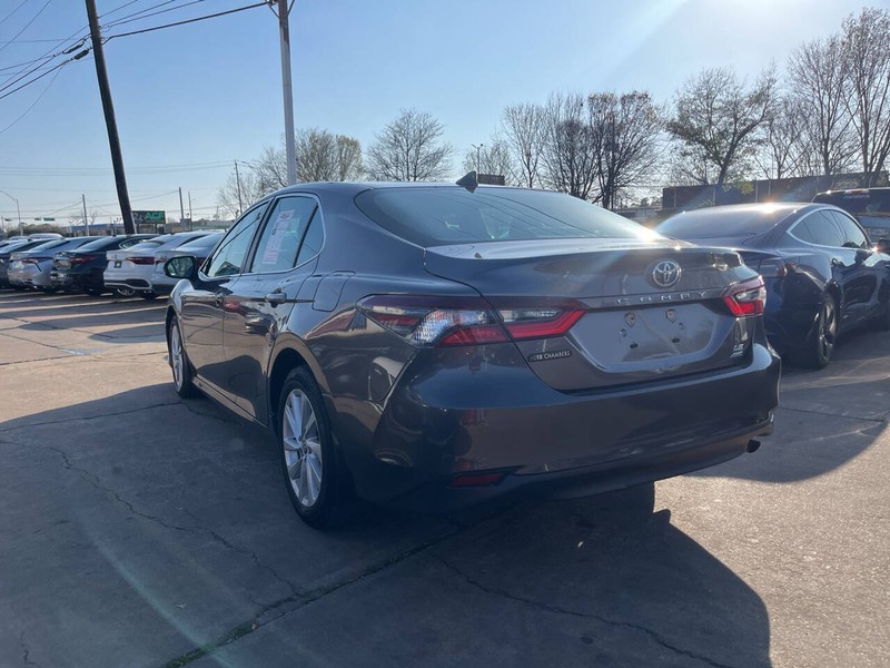 Toyota Camry Vehicle Image 03