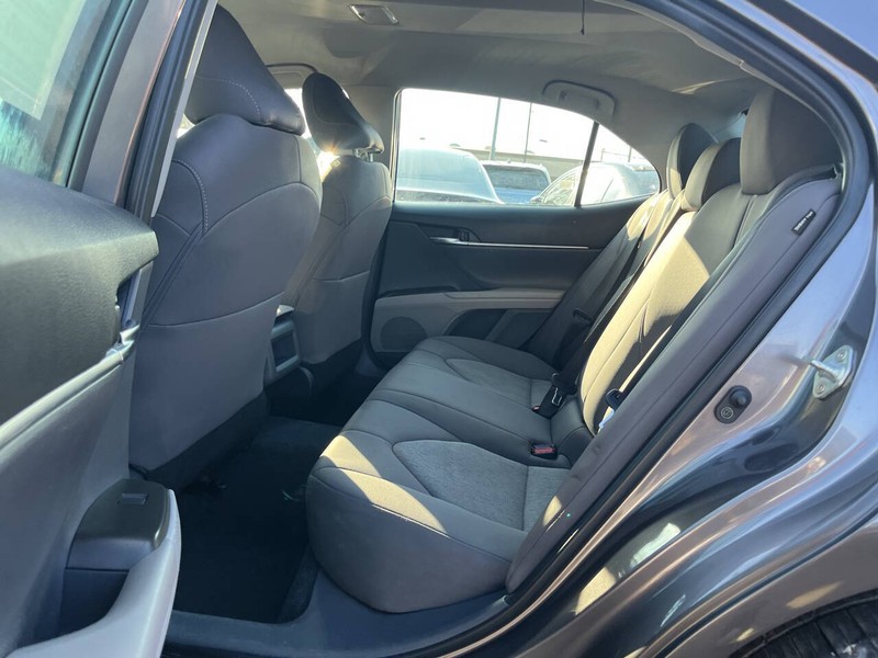 Toyota Camry Vehicle Image 08