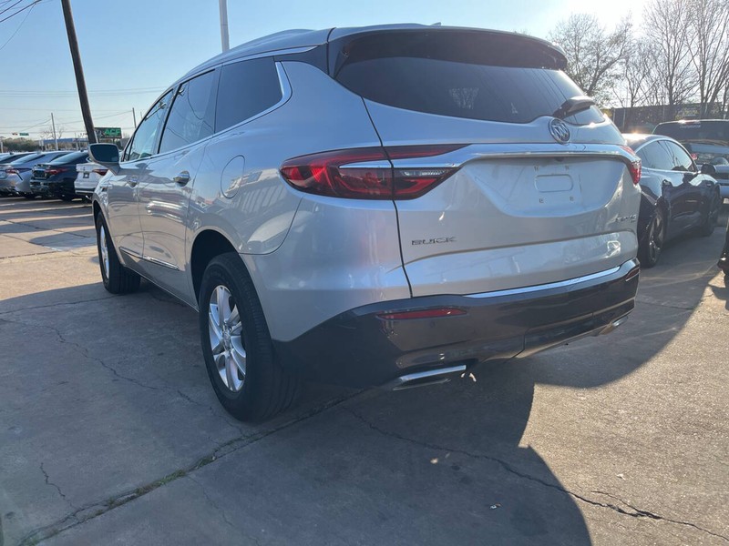 Buick Enclave Vehicle Image 03