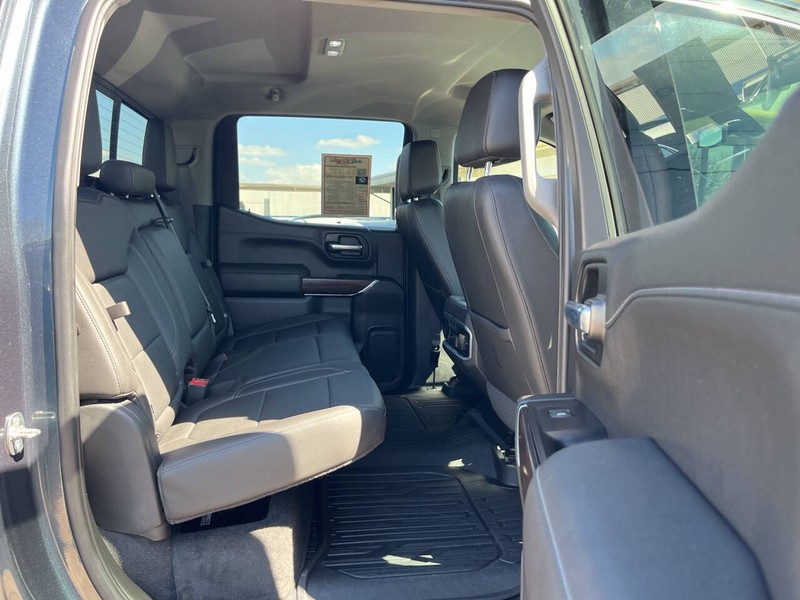 GMC Sierra 1500 Vehicle Image 11