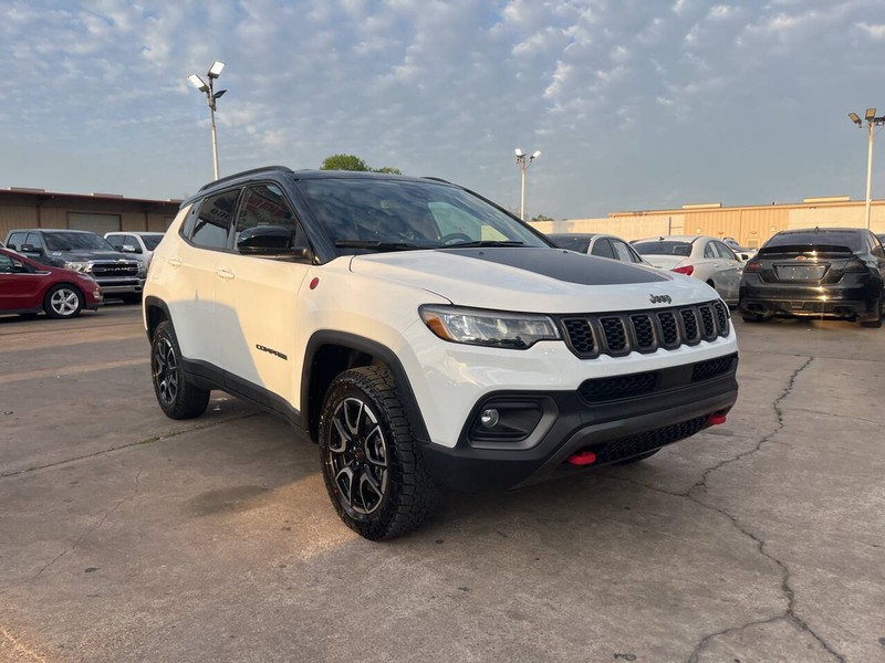 Jeep Compass Vehicle Image 06