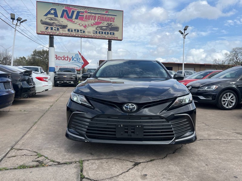 Toyota Camry Vehicle Image 02