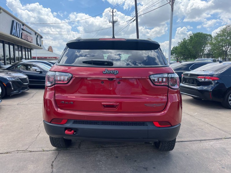 Jeep Compass Vehicle Image 04