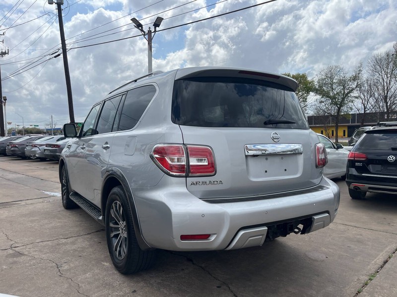 Nissan Armada Vehicle Image 03