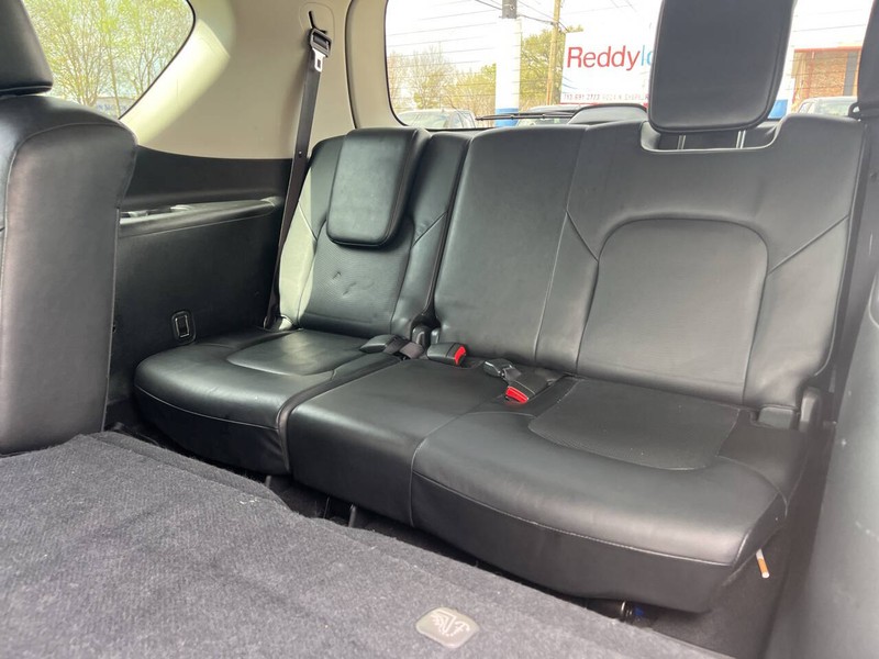 Nissan Armada Vehicle Image 09