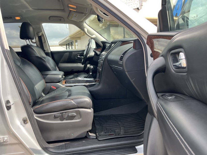 Nissan Armada Vehicle Image 13