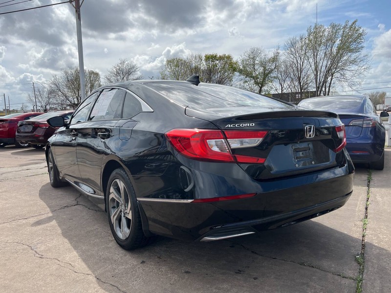 Honda Accord Sedan Vehicle Image 03