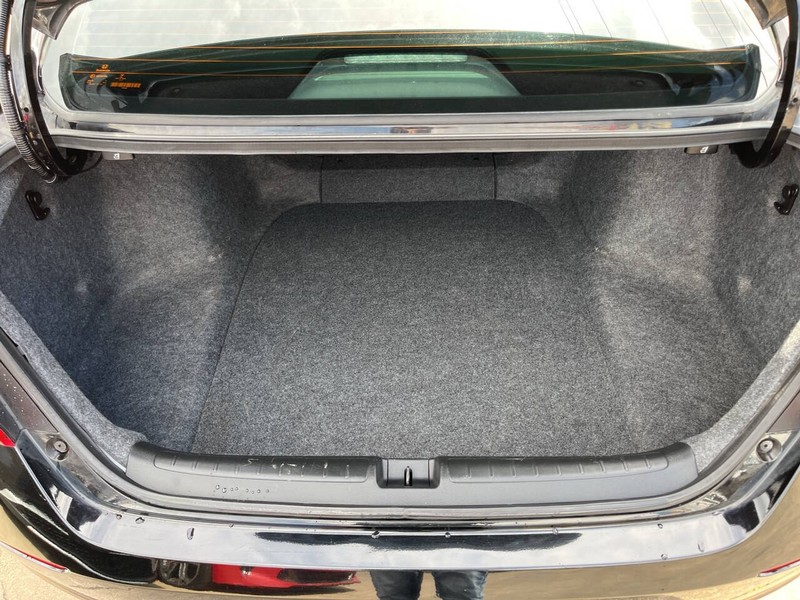 Honda Accord Sedan Vehicle Image 09