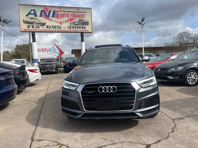 Audi Q3 Vehicle Image 02