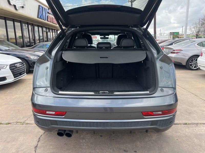 Audi Q3 Vehicle Image 09