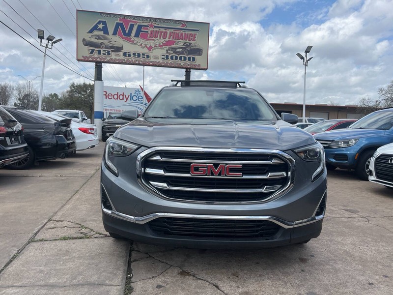 GMC Terrain Vehicle Image 02