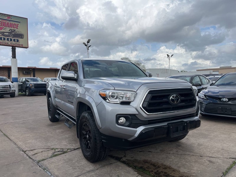 Toyota Tacoma Vehicle Image 06