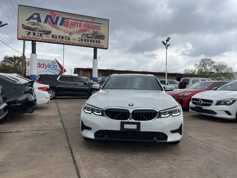 BMW 3 Series Vehicle Image 02