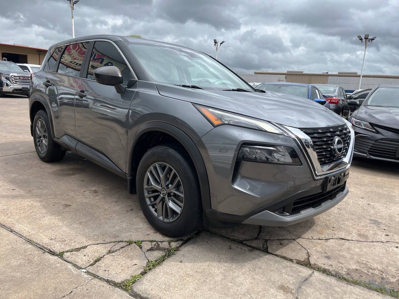 Nissan Rogue Vehicle Image 06