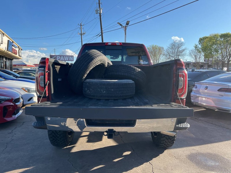 GMC Sierra 1500 Vehicle Image 12