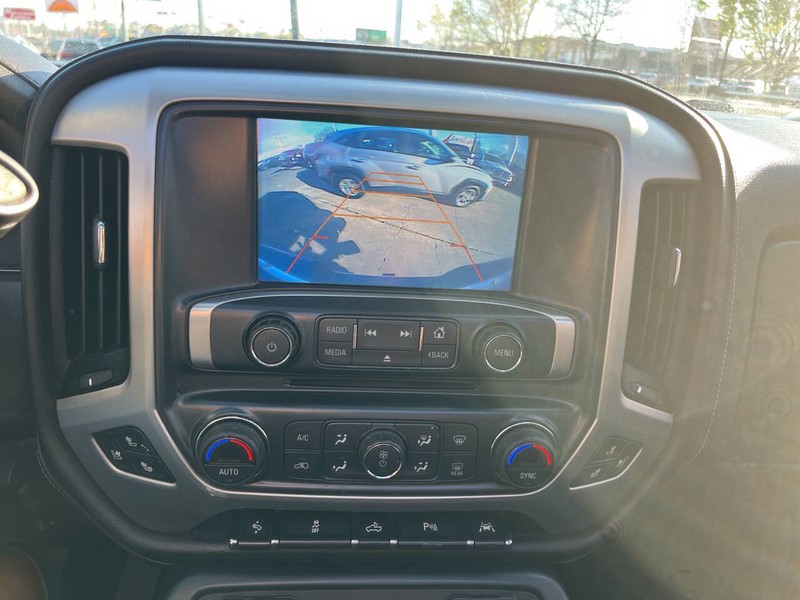 GMC Sierra 1500 Vehicle Image 15