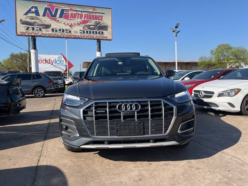Audi Q5 Vehicle Image 02