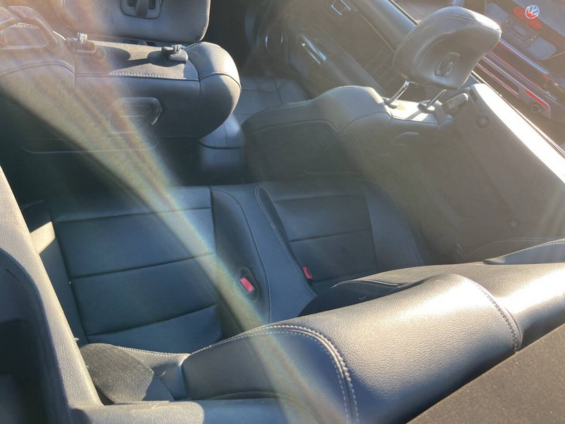 Ford Mustang Vehicle Image 08