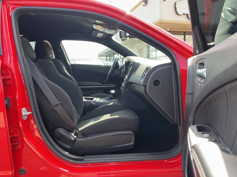 Dodge Charger Vehicle Image 12